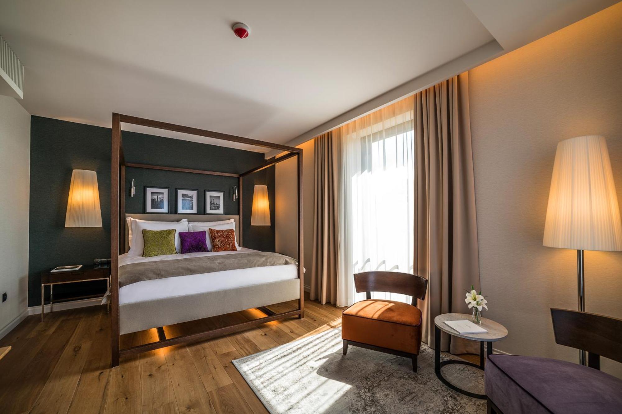 B&B Hotel Rzeszow Centrum エクステリア 写真
